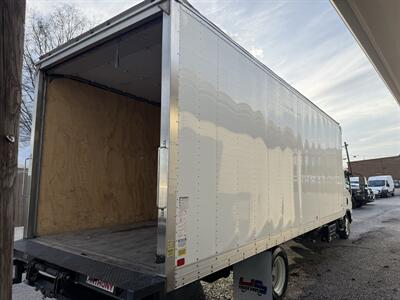 2022 Isuzu NQR  BOX - Photo 13 - Nashville, TN 37210