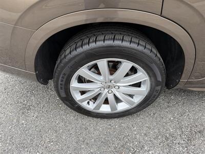 2017 Volvo XC90 T5 Momentum   - Photo 11 - Nashville, TN 37210