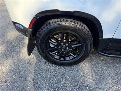 2023 Land Rover Defender 90 X-Dynamic SE - Photo 9 - Nashville, TN 37210