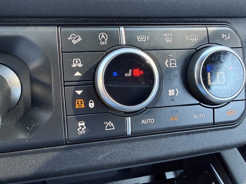 2023 Land Rover Defender 90 X-Dynamic SE - Photo 38 - Nashville, TN 37210