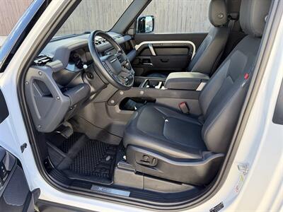 2023 Land Rover Defender 90 X-Dynamic SE - Photo 18 - Nashville, TN 37210