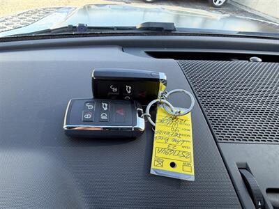 2023 Land Rover Defender 90 X-Dynamic SE - Photo 40 - Nashville, TN 37210