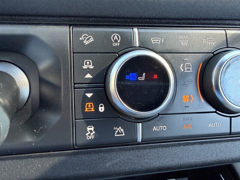 2023 Land Rover Defender 90 X-Dynamic SE - Photo 37 - Nashville, TN 37210