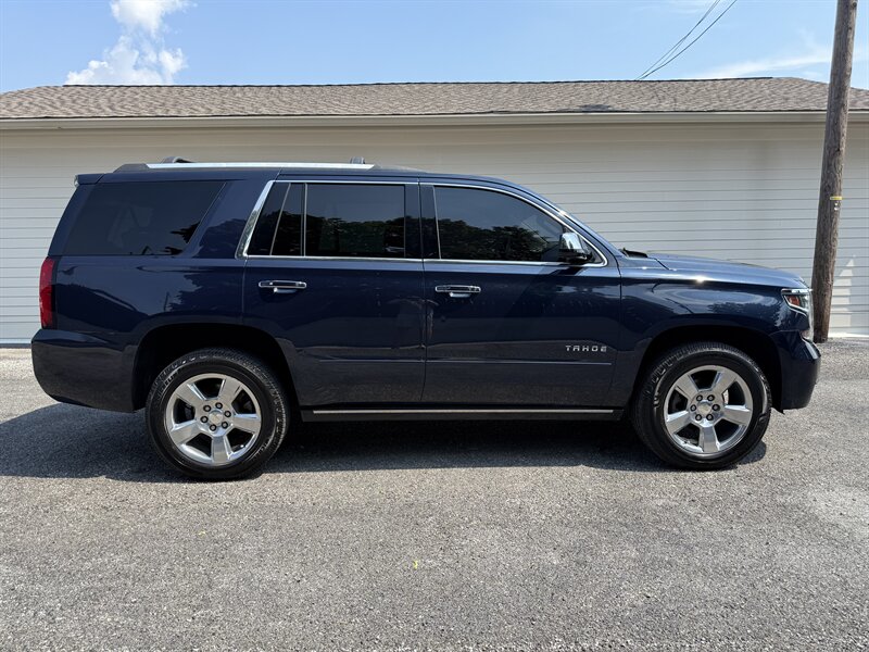 2019 Chevrolet Tahoe Premier   - Photo 1 - Nashville, TN 37210