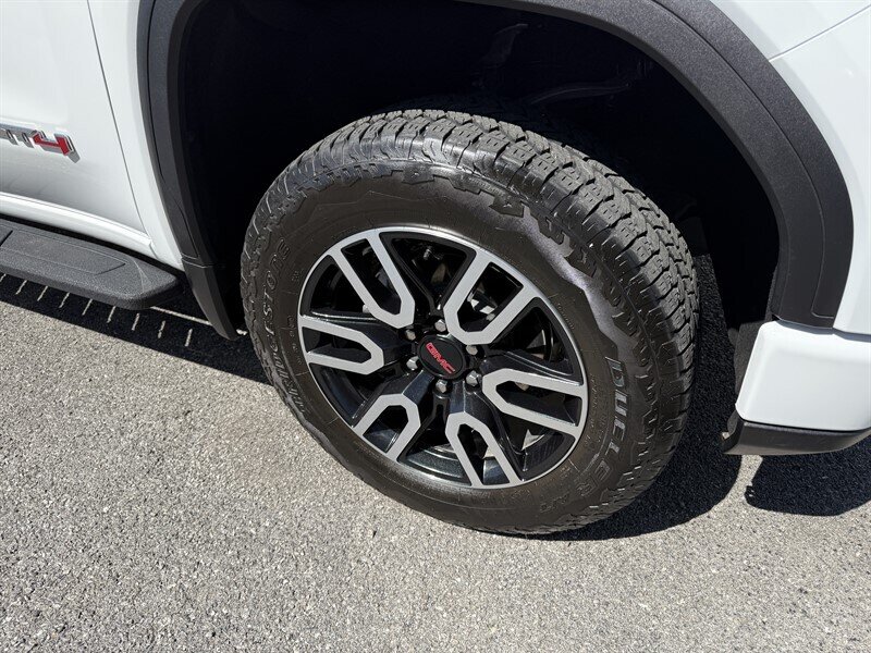 2024 GMC Sierra 1500 AT4 - Photo 14 - Nashville, TN 37210