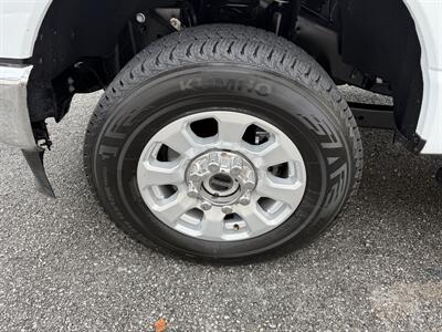 2024 Ford F-250 Super Duty XLT   - Photo 9 - Nashville, TN 37210