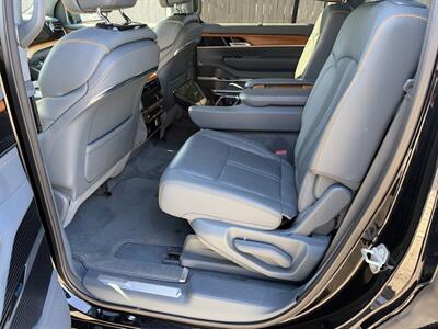 2022 Jeep Grand Wagoneer Series II   - Photo 23 - Nashville, TN 37210