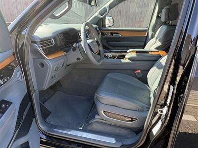 2022 Jeep Grand Wagoneer Series II   - Photo 18 - Nashville, TN 37210