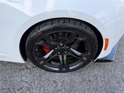 2019 Chevrolet Camaro SS   - Photo 12 - Nashville, TN 37210