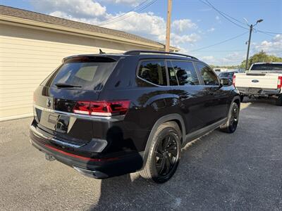 2022 Volkswagen Atlas V6 SE   - Photo 10 - Nashville, TN 37210