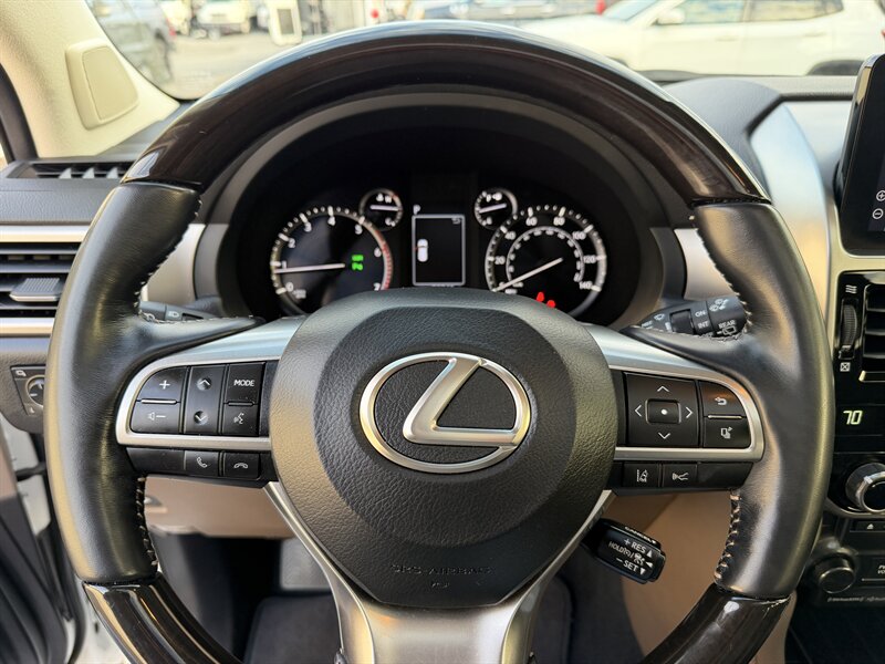 2022 Lexus GX 460 - Photo 38 - Nashville, TN 37210