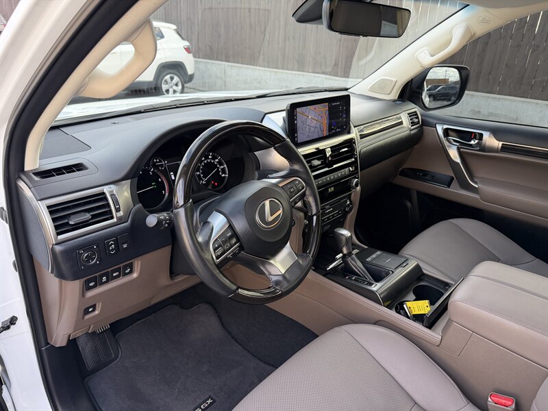2022 Lexus GX 460 - Photo 24 - Nashville, TN 37210