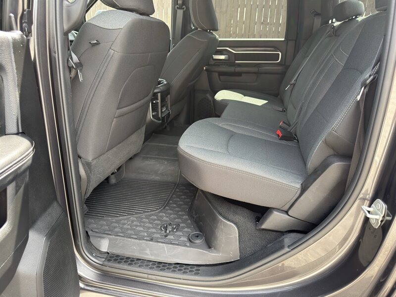 2024 RAM 2500 Big Horn - Photo 24 - Nashville, TN 37210