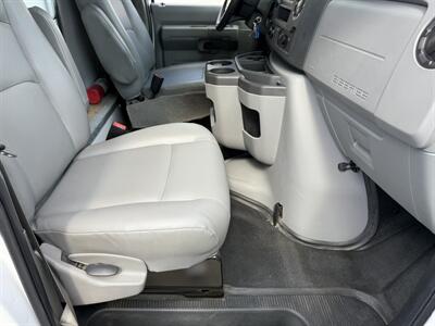 2023 Ford E-350 SD   - Photo 18 - Nashville, TN 37210