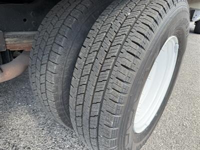 2023 Ford E-350 SD   - Photo 11 - Nashville, TN 37210