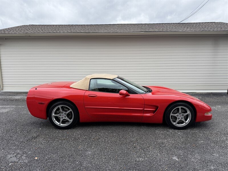 2003 Chevrolet Corvette  
