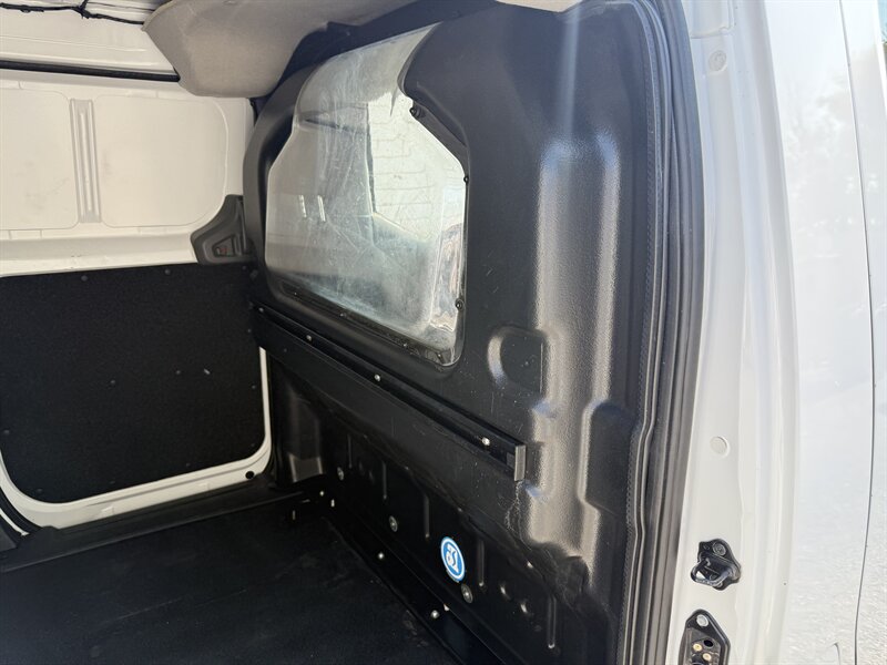 2020 Nissan NV200 S - Photo 13 - Nashville, TN 37210
