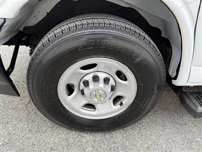 2023 Chevrolet Express LS 2500   - Photo 34 - Nashville, TN 37210
