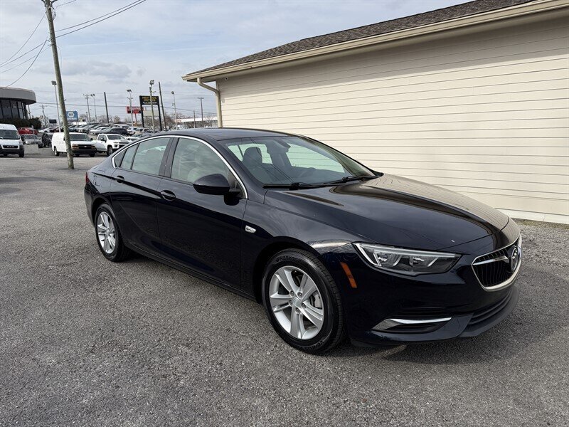 2019 Buick Regal Sportback Preferred - Photo 2 - Nashville, TN 37210