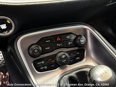 2019 Dodge Challenger R/T   - Photo 14 - Orange, CA 92868