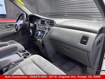 2000 Honda Odyssey LX   - Photo 12 - Orange, CA 92868