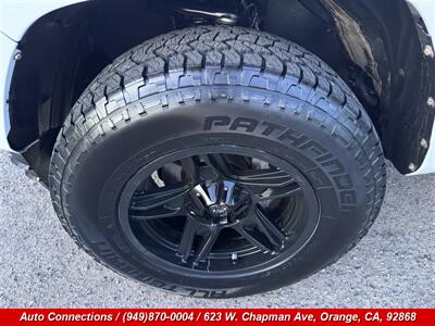 2018 Toyota Tacoma SR - Photo 28 - Orange, CA 92868