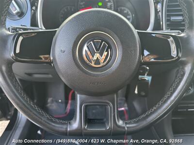 2012 Volkswagen Beetle-Classic 2.5L   - Photo 13 - Orange, CA 92868