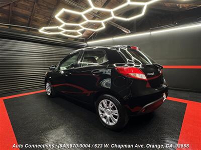 2011 Mazda Mazda2 Sport   - Photo 4 - Orange, CA 92868