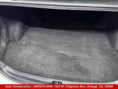 2019 Toyota Corolla LE   - Photo 20 - Orange, CA 92868