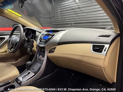 2013 Hyundai ELANTRA GLS   - Photo 10 - Orange, CA 92868