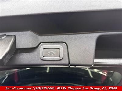 2017 Land Rover Range Rover Evoque SE   - Photo 29 - Orange, CA 92868