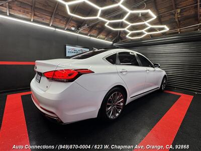 2015 Hyundai Genesis 3.8L - Photo 3 - Orange, CA 92868