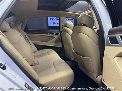 2015 Hyundai Genesis 3.8L - Photo 8 - Orange, CA 92868
