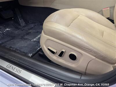 2015 Hyundai Genesis 3.8L - Photo 30 - Orange, CA 92868