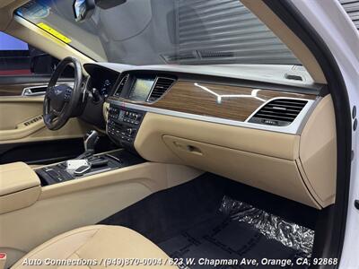2015 Hyundai Genesis 3.8L - Photo 10 - Orange, CA 92868