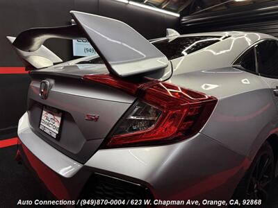 2017 Honda Civic Si   - Photo 38 - Orange, CA 92868