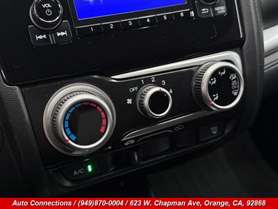 2015 Honda Fit LX   - Photo 16 - Orange, CA 92868