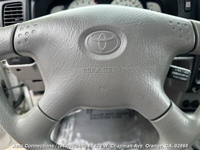 2001 Toyota Tacoma V6   - Photo 14 - Orange, CA 92868