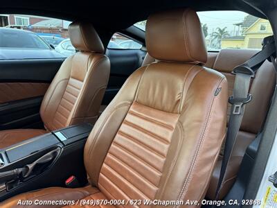 2010 Ford Mustang V6 Premium   - Photo 10 - Orange, CA 92868