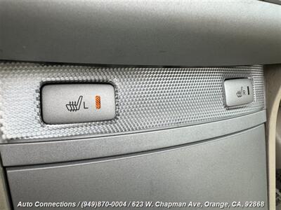 2004 Toyota Camry SLE V6   - Photo 15 - Orange, CA 92868