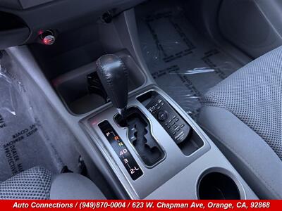 2005 Toyota Tacoma PreRunner V6   - Photo 16 - Orange, CA 92868