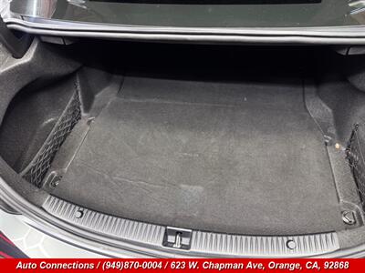 2018 Mercedes-Benz C 300   - Photo 30 - Orange, CA 92868