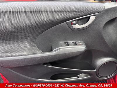 2013 Honda Fit Sport   - Photo 19 - Orange, CA 92868