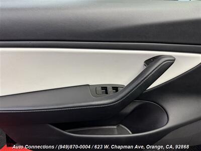 2018 Tesla Model 3 Long Range   - Photo 18 - Orange, CA 92868
