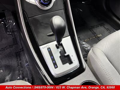 2012 Hyundai ELANTRA GLS   - Photo 14 - Orange, CA 92868