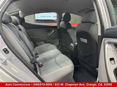 2012 Hyundai ELANTRA GLS   - Photo 8 - Orange, CA 92868