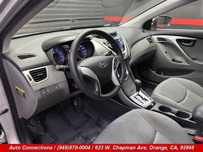 2012 Hyundai ELANTRA GLS   - Photo 11 - Orange, CA 92868