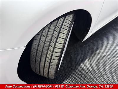 2015 Lexus CT 200h   - Photo 30 - Orange, CA 92868