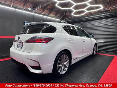 2015 Lexus CT 200h   - Photo 3 - Orange, CA 92868