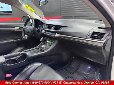 2015 Lexus CT 200h   - Photo 10 - Orange, CA 92868